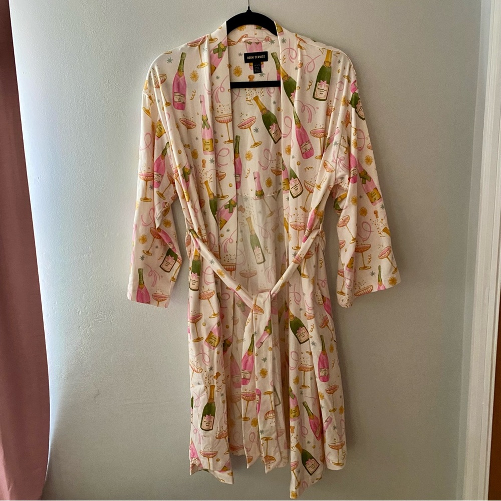 Room Service Champagne Robe with Tie - L/XL - Picture 1 of 4